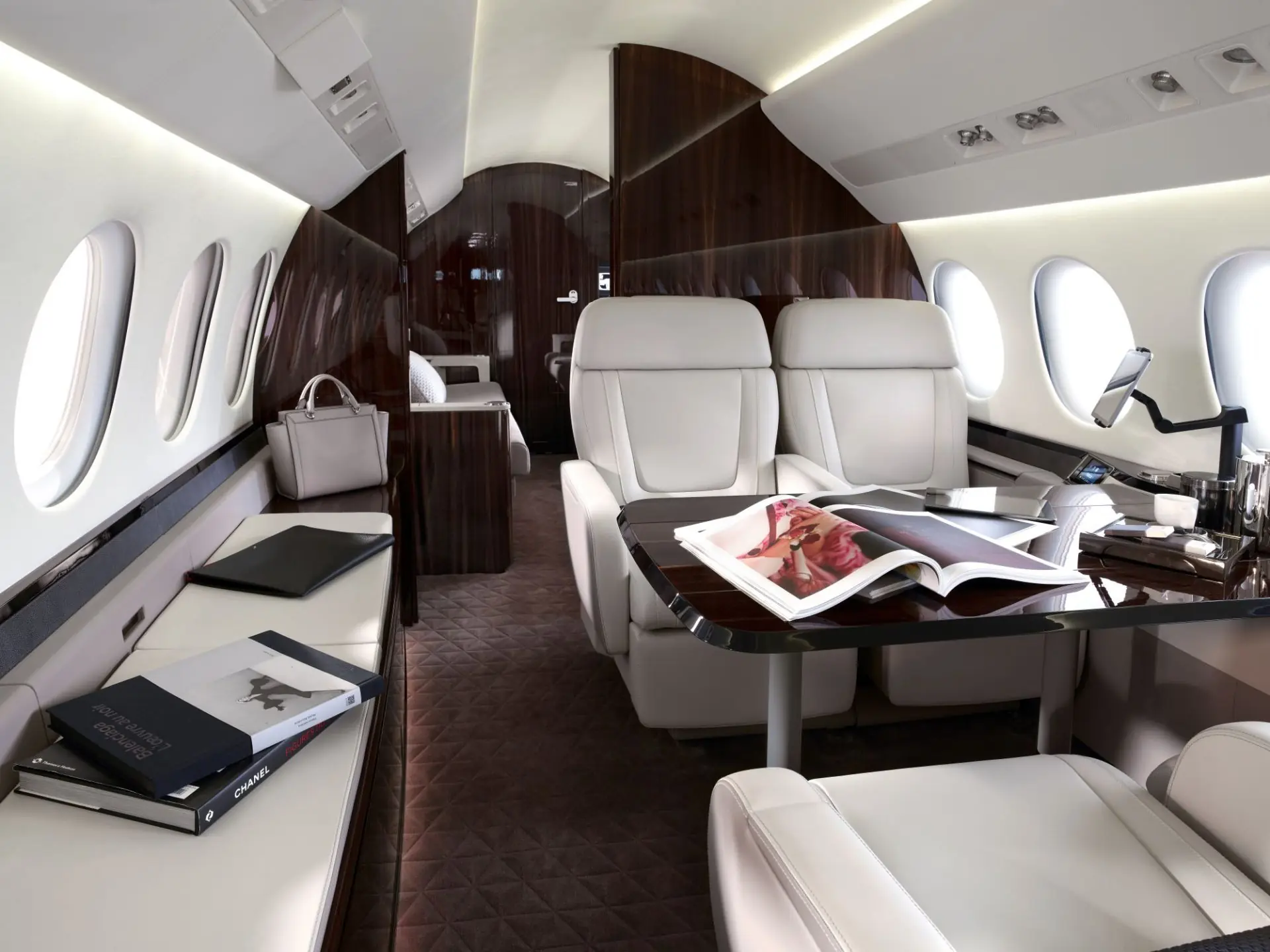 Falcon 8X cabin interior