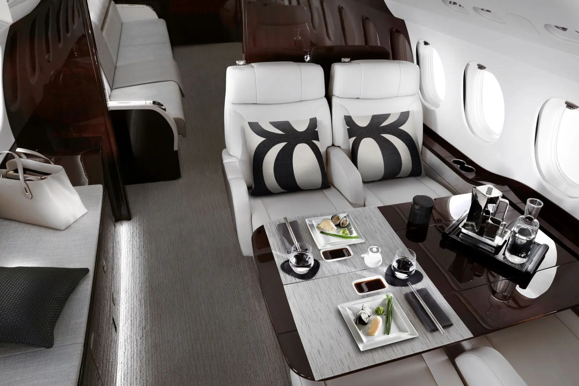 Falcon 8X cabin interior