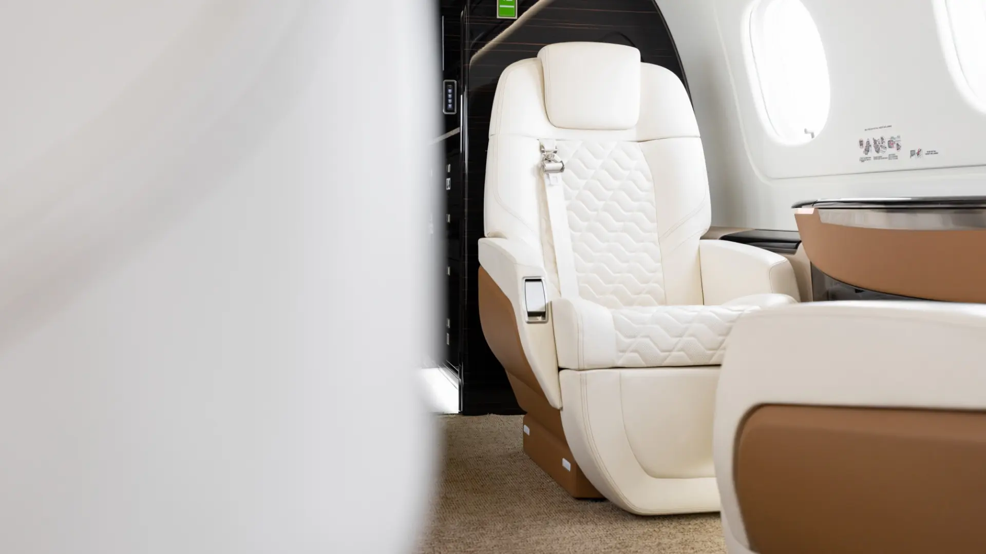 Praetor 600 cabin interior