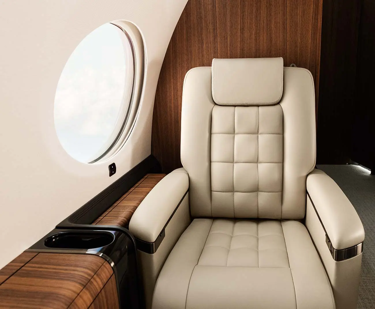 G650ER cabin interior